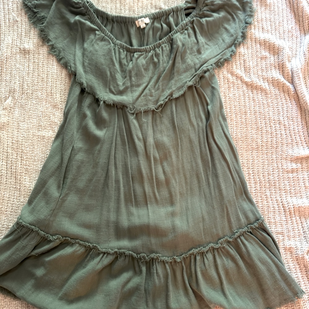 Green Umgee off shoulder dress